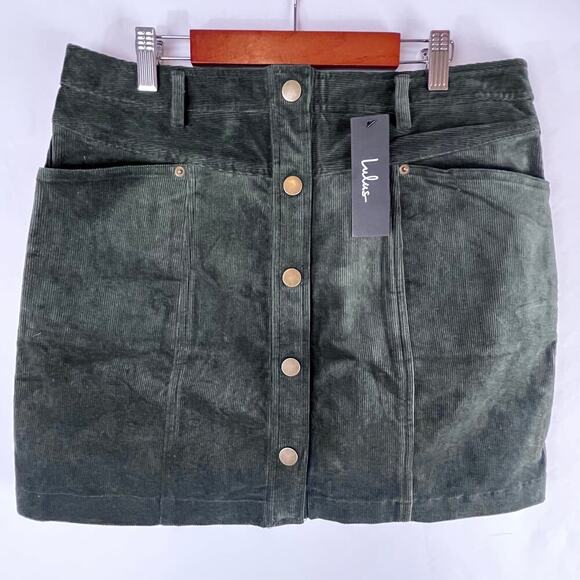 NWT LuLus Green Lightweight Corduroy Button Front Mini Skirt Size Large - Picture 1 of 5